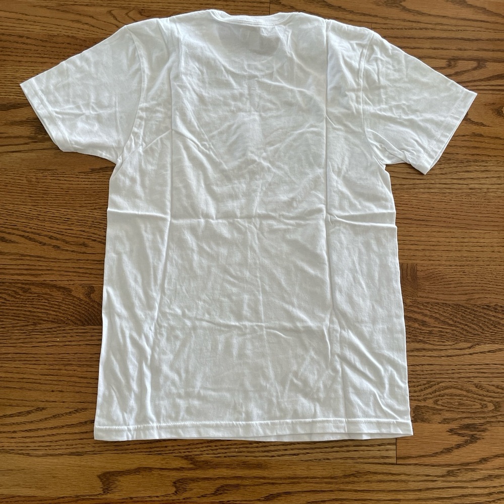 UCLA Bruins Softball White T-Shirt - NWOT - Picture 4 of 4